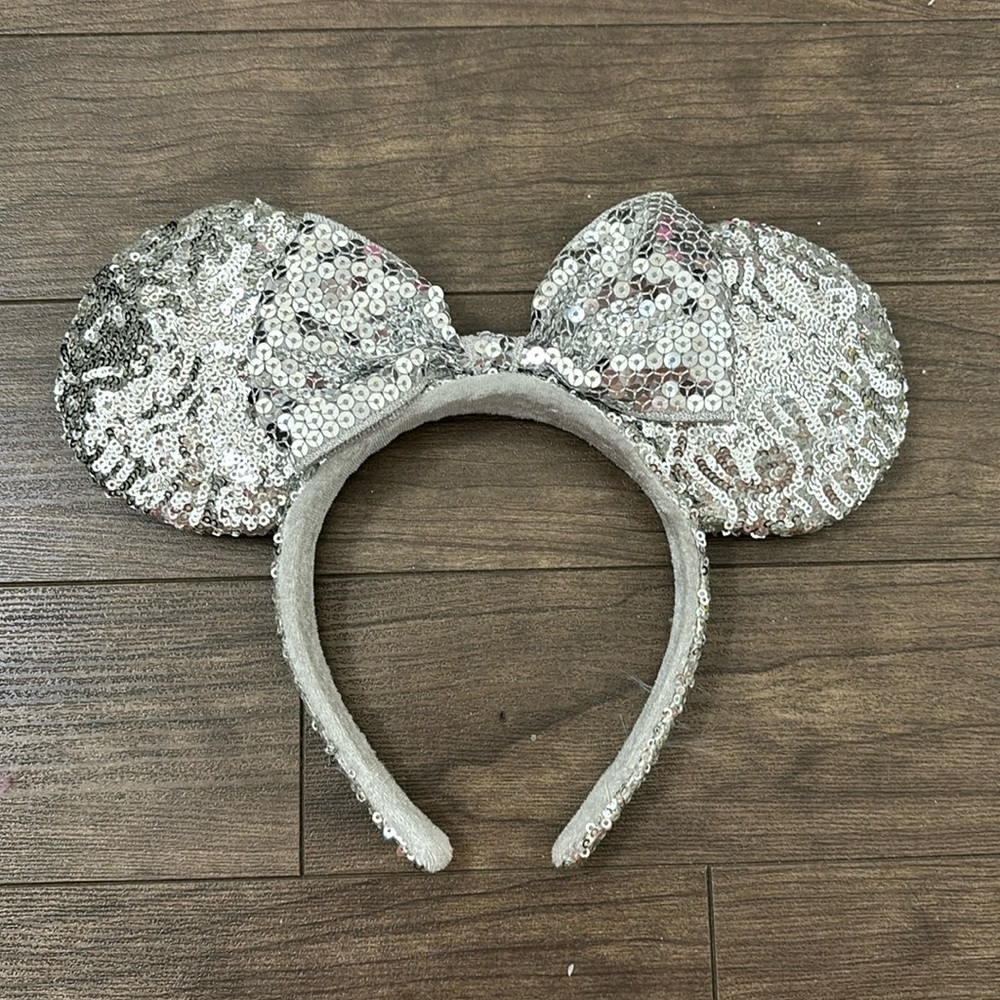 Disney Minnie Mouse Ears